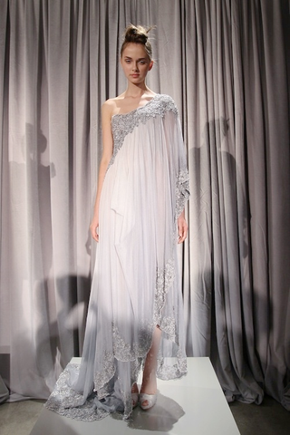 Illustration for article titled Match The Marchesa Gown To The Hollywood Princess